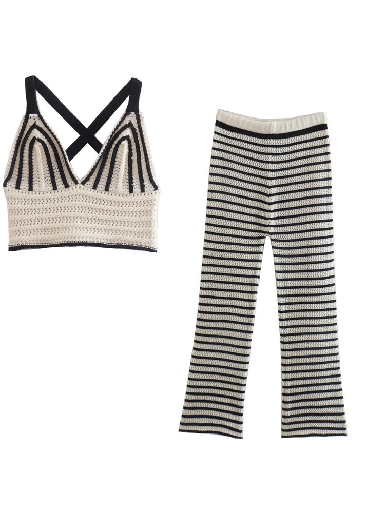 Saanvi סט גופייה ומכנסיים סרוגים